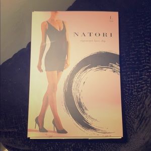 Natori Signature lace slip